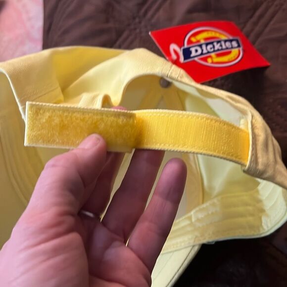 Dickies Woman’s yellow Baseball Hat 100% cotton - Picture 5 of 7